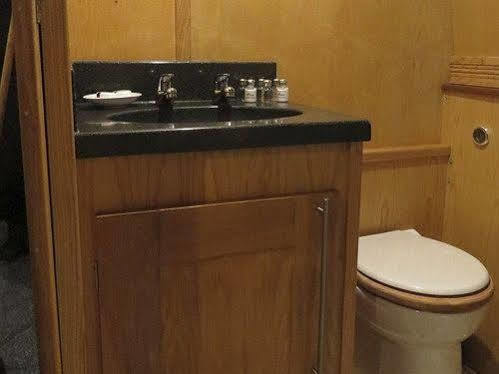 Houseboat Hotels Sheffield Zewnętrze zdjęcie